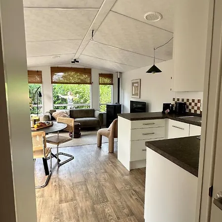 펜션 Boshuisje Met Kachel 