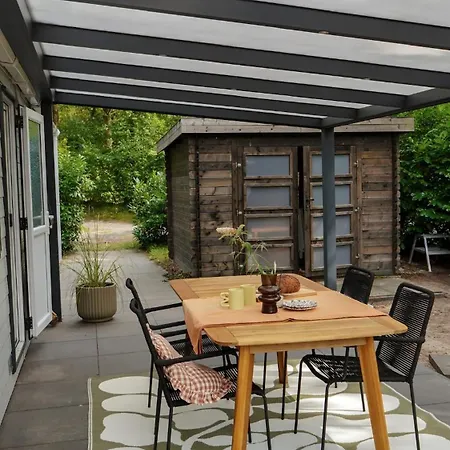 Boshuisje Met Kachel 