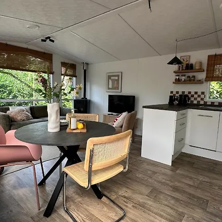 Boshuisje Met Kachel 