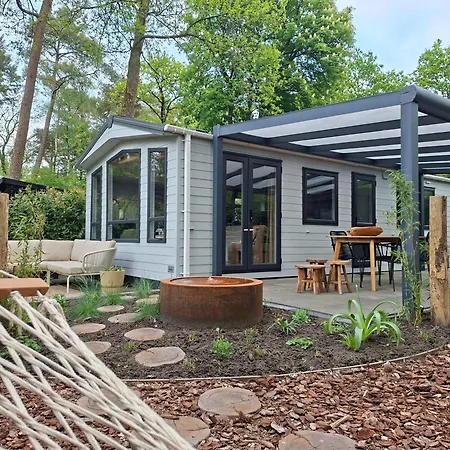 Holiday home Boshuisje Met Kachel 