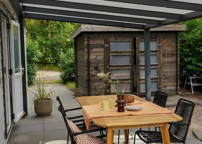 Boshuisje Met Kachel 