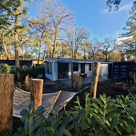 Boshuisje Met Kachel 